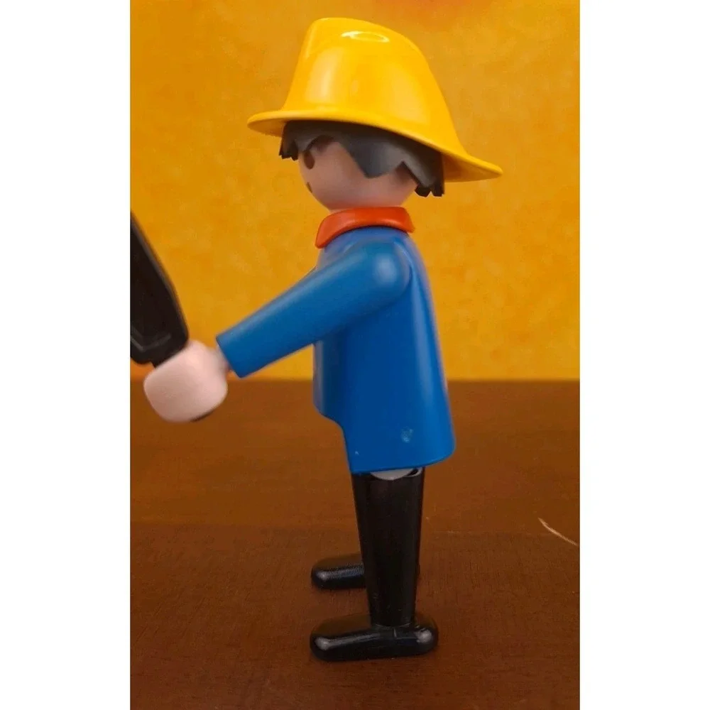 Vtg‎ 1974 Geobra Playmobil Figure With Blue Shirt & Black Pants Yellow Hat Radio